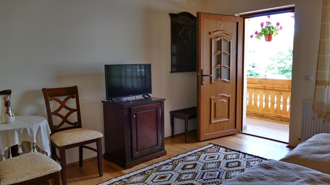 Pensiunea Valea Muntelui Bîrsana Exterior photo