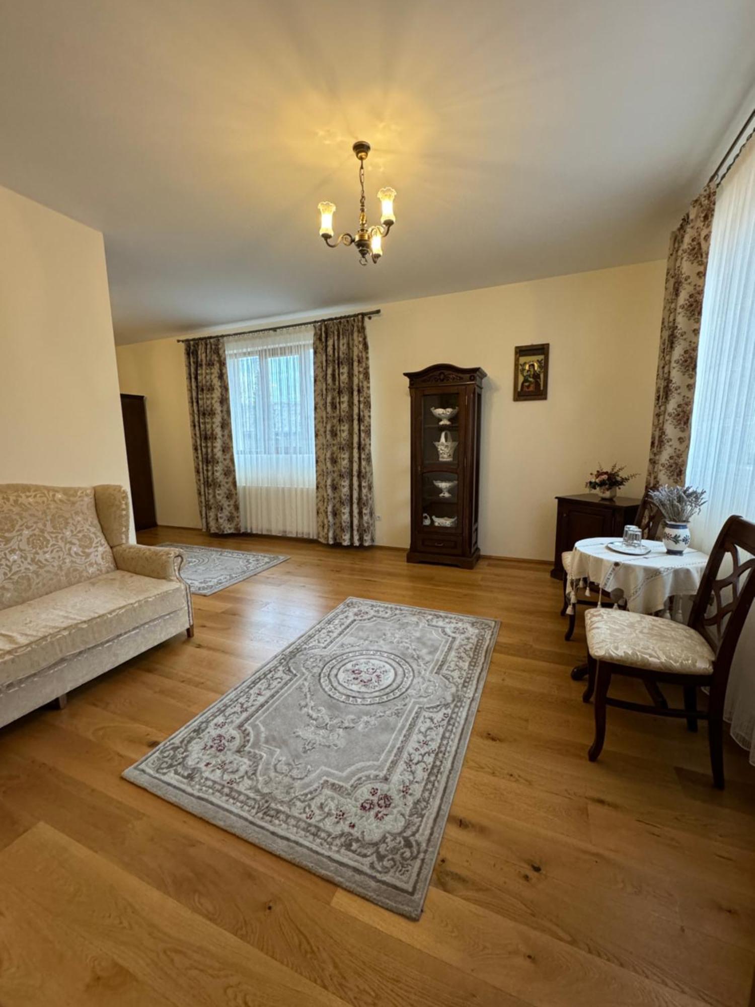 Pensiunea Valea Muntelui Bîrsana Exterior photo